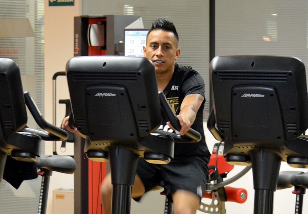 São Paulo acerta a venda de Cueva para o Krasnodar da Rússia por R$ 36 milhões