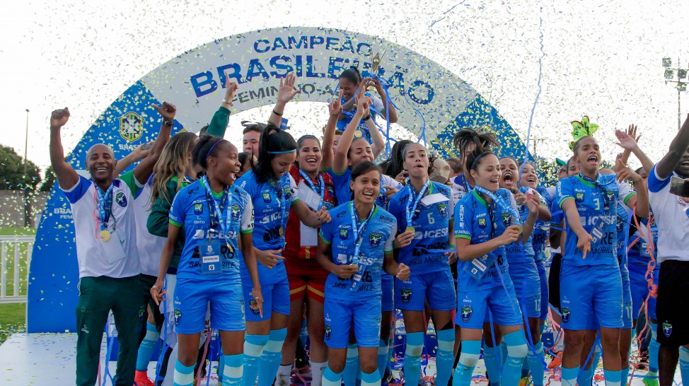 Minas ICESP vence Vitória nos pênaltis e se sagra campeã