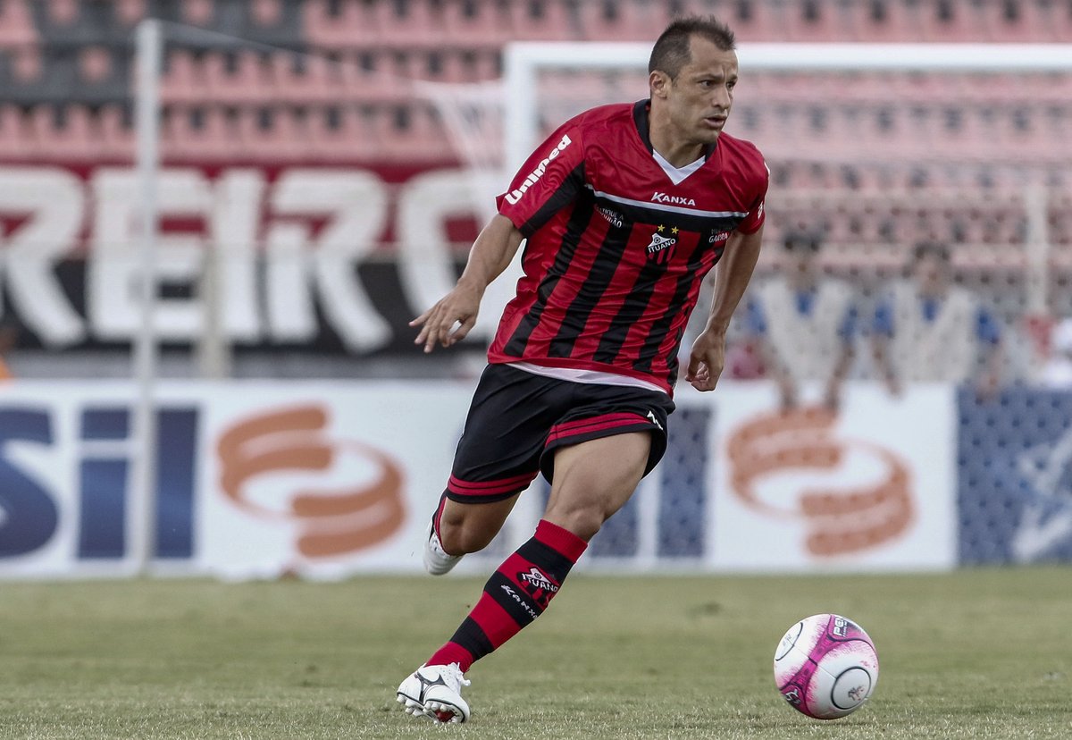 Copa Paulista: Ituano anuncia renovação com volante Corrêa, ex-Palmeiras e Flamengo