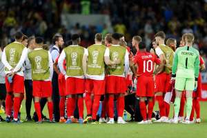 Delph pede festa para seleção inglesa no retorno após a Copa do Mundo