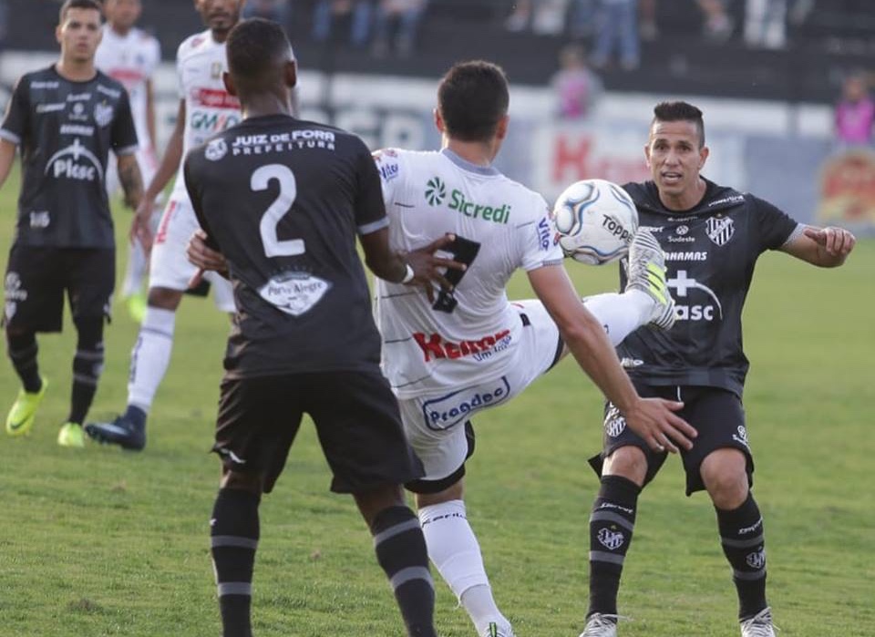 Série C: Atacante espera grande jogo do Tupi contra Botafogo em busca da reabilitação