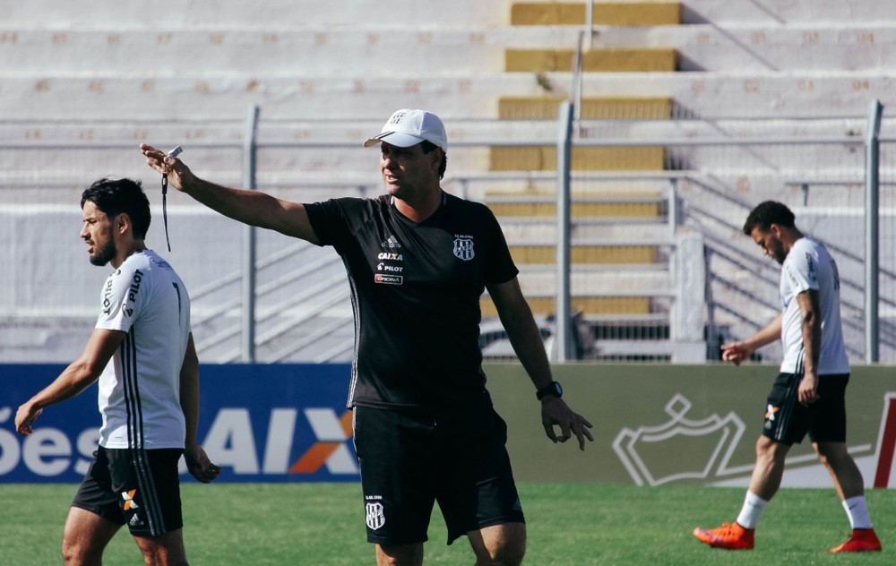 Série B: Brigatti repete Ponte Preta pelo terceiro jogo seguido