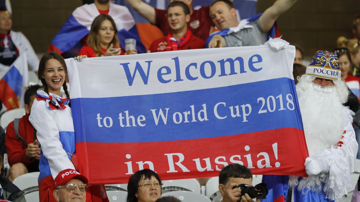 Rússia faz lista de símbolos políticos autorizados a entrar no estádio da final