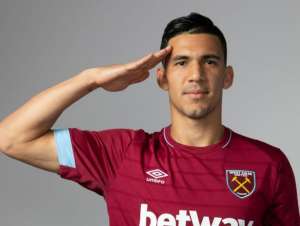 West Ham confirma contratação do zagueiro Balbuena junto ao Corinthians