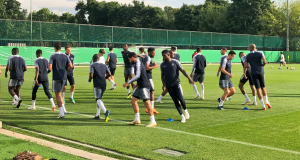 Descontração marca último treino da França antes de final da Copa