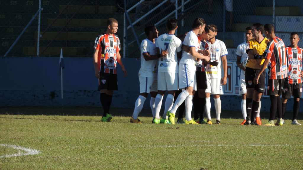 Itararé ficou no empate sem gols diante do Primavera