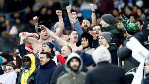 Brasileiros comparecem em grande número ao estádio Luzhniki para a final da Copa