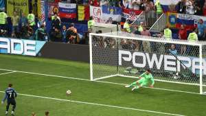 Croácia domina a posse de bola e é mais ofensiva, mas França triunfa ao ser letal