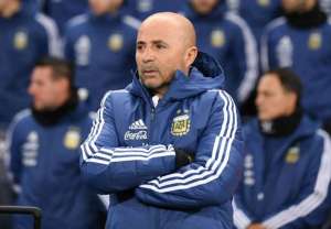 Em 'acordo mútuo', Argentina demite técnico Sampaoli após fraca campanha na Copa
