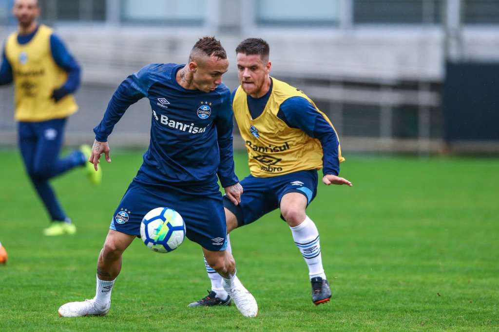 Manhã de treino fechado e retorno de Ramiro e Everton aos trabalhos (Foto: Lucas Uebel / Grêmio FBPA)