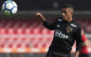 Rojas ocupa vaga de Marcos Guilherme e já deve ser titular no São Paulo