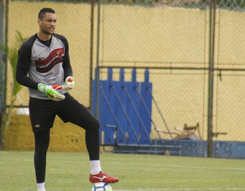 Série B: Goleiro vice-campeão do Paulista A2 deixa Oeste. 