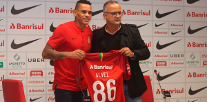 Apresentado, Jonatan Alvez diz realizar sonho com chegada ao Inter
