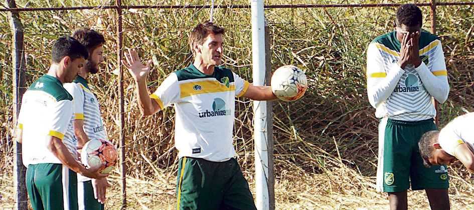 Copa Paulista: Com confirmação de novo técnico, Santo André perde jogo-treino