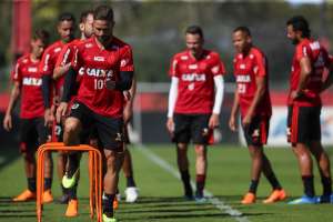 Flamengo x São Paulo - Na volta do Brasileirão, líder recebe o terceiro colocado