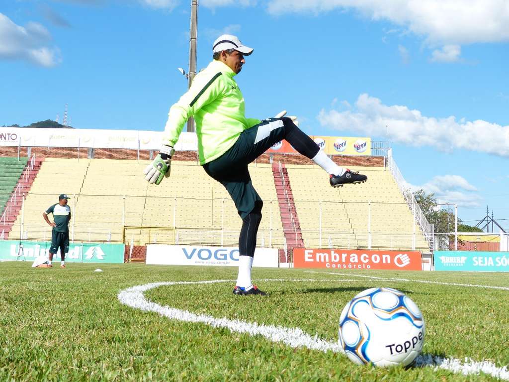 Preparador de goleiros Alexandre Vargas acerta ida para time da Arábia Saudita (Foto: Renan Muniz / Caldense)