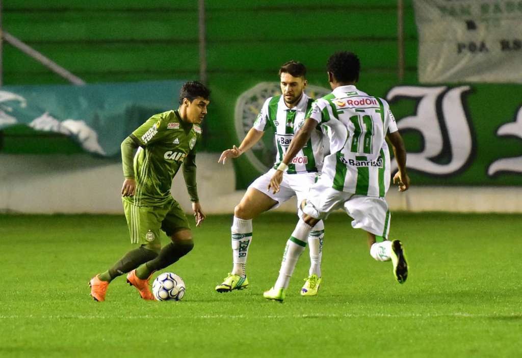 Felipe Mattioni acredita em boa sequência do Juventude na Série B em busca de proximidade do G4 da disputa