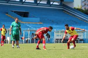 Série B: Guilherme Alves tenta levar Paysandu a vitória em sua estreia