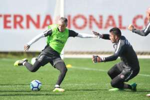Odair confirma ausência de D'Alessandro no Inter para a volta do Brasileirão