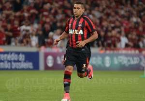 Série B: Dirigente confirma negociação do Fortaleza com Ederson, ex-Atlético-PR