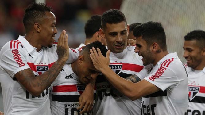 Ex-flamenguista Everton marcou gol da vitória do São Paulo com Maracanã recebendo mais de 55 mil torcedores