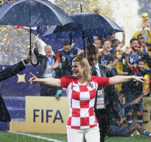 Kolinda roubou a cena na final da Copa