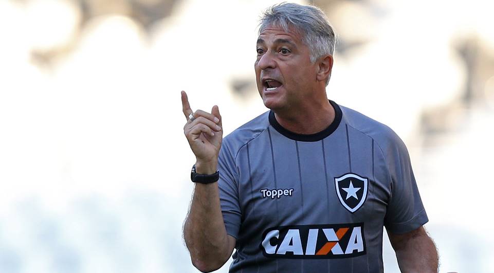 Paquetá culpa Cássio por derrota e diz que Botafogo vai crescer no Brasileirão