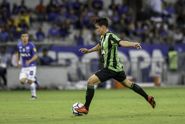 Cruzeiro 3 x 1 América-MG - Raposa vira e fica seis pontos do líder Flamengo 2 0002050328660 img