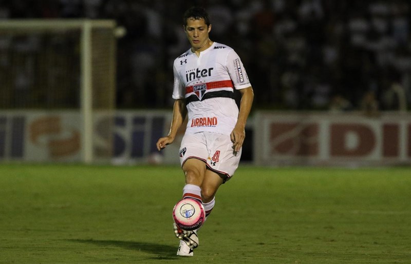 Anderson Martins fez grande jogo contra Flamengo