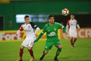 Chapecoense tem reforços para mais um confronto direto