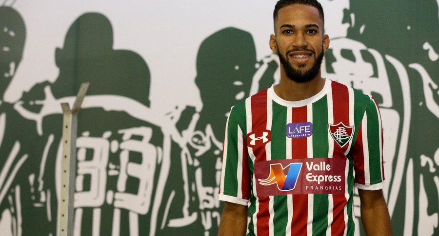 Fluminense oficializa contratação de atacante do São Bento por empréstimo