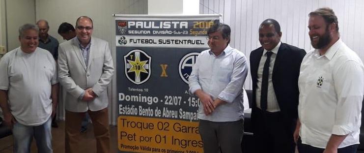 Autoridades de Marília abraçaram o Futebol Sustentável e rasgaram elogios e Reinaldo Carneiro Bastos (FPF)