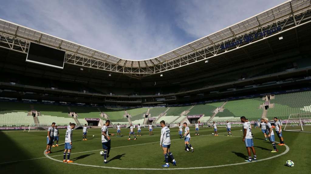 Palmeiras fecha preparação para pegar Atlético-MG com treino fechado em sua arena