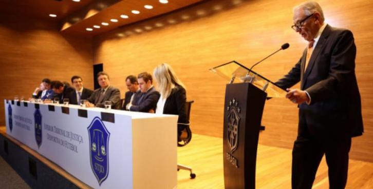 Sessão Solene reuniu dirigentes da CBF e juristas desportivos de muitas Federações do Brasil