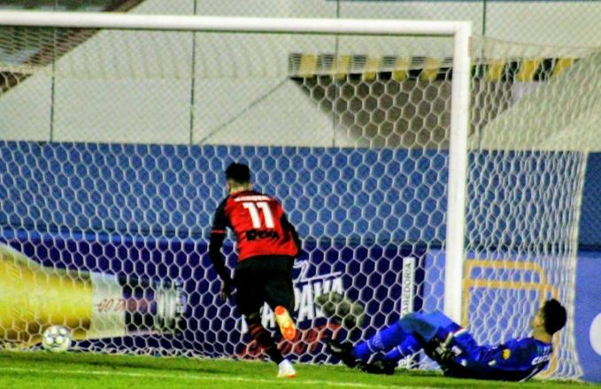 Oeste levou dois gols, mas depois cresceu em campo e buscou empate com o Paysandu