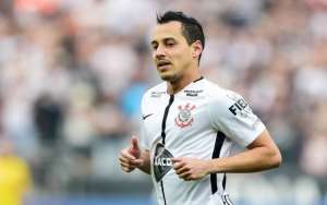 Rodriguinho diz deixar Corinthians pelo lado financeiro: 'É minha independência'