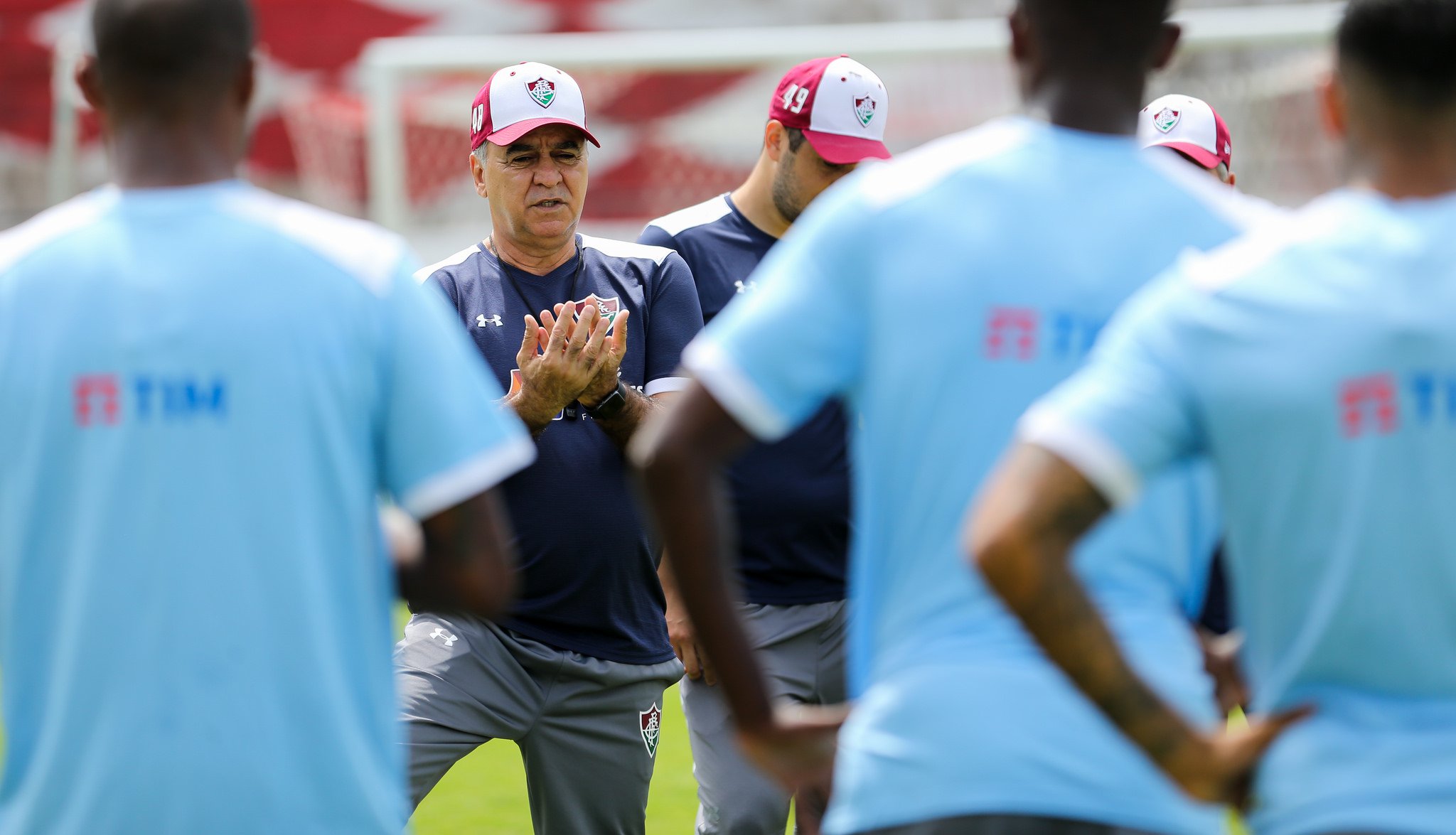 Sem vencer desde maio, Fluminense visita o Sport para encerrar jejum