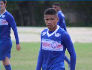 Douglas, revelado no Bahia, treina e deve ser anunciado como reforço do Guarani