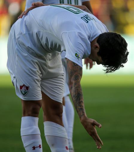 Pedro referencia a torcida do Flusão na Ilha do Retiro