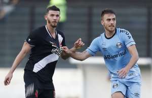 Renato Gaúcho reclama da falta de atitude do Grêmio na derrota para o Vasco