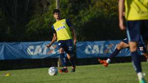 Série B: Zagueiro espera sequência positiva do Londrina para se afastar do Z4