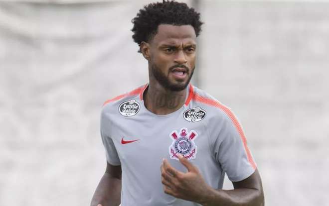 Renê Júnior rompe ligamento do jeolho e só volta a jogar no Corinthians em 2019