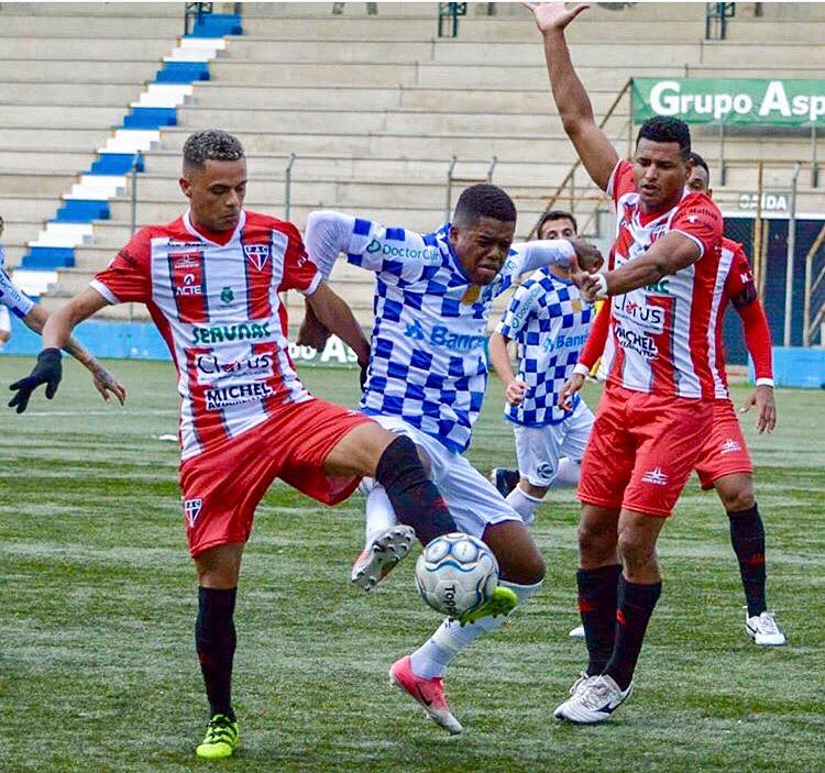 Série D: Jogadores do Ferroviário relatam preconceito no sul por serem nordestinos