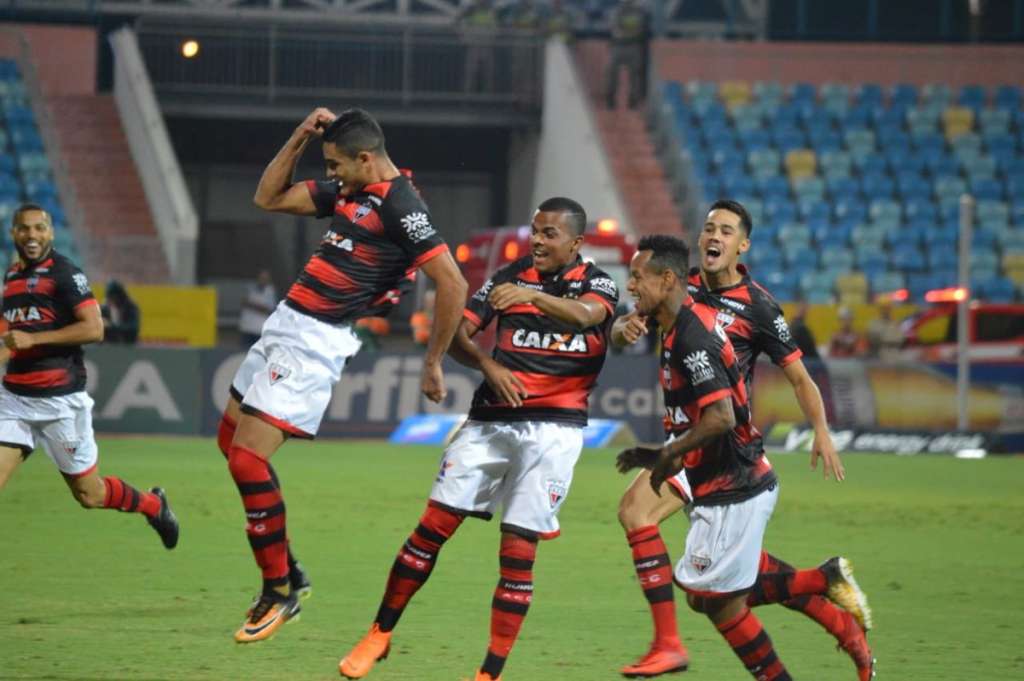 Júnior Brandão brilhou com a camisa do Atlético-GO