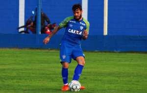 Série B: Lateral espera partida perfeita do Avaí contra o Fortaleza fora de casa