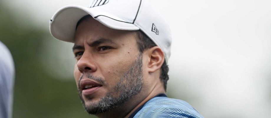 Procurando novo treinador, Santos procura ex-Flu e ex-Vasco, mas dupla é alternativa