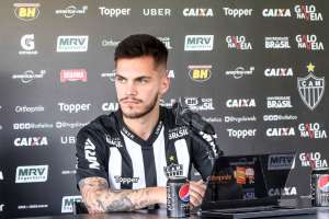 Em apresentação, Nathan se candidata a ser o camisa 10 do Atlético-MG