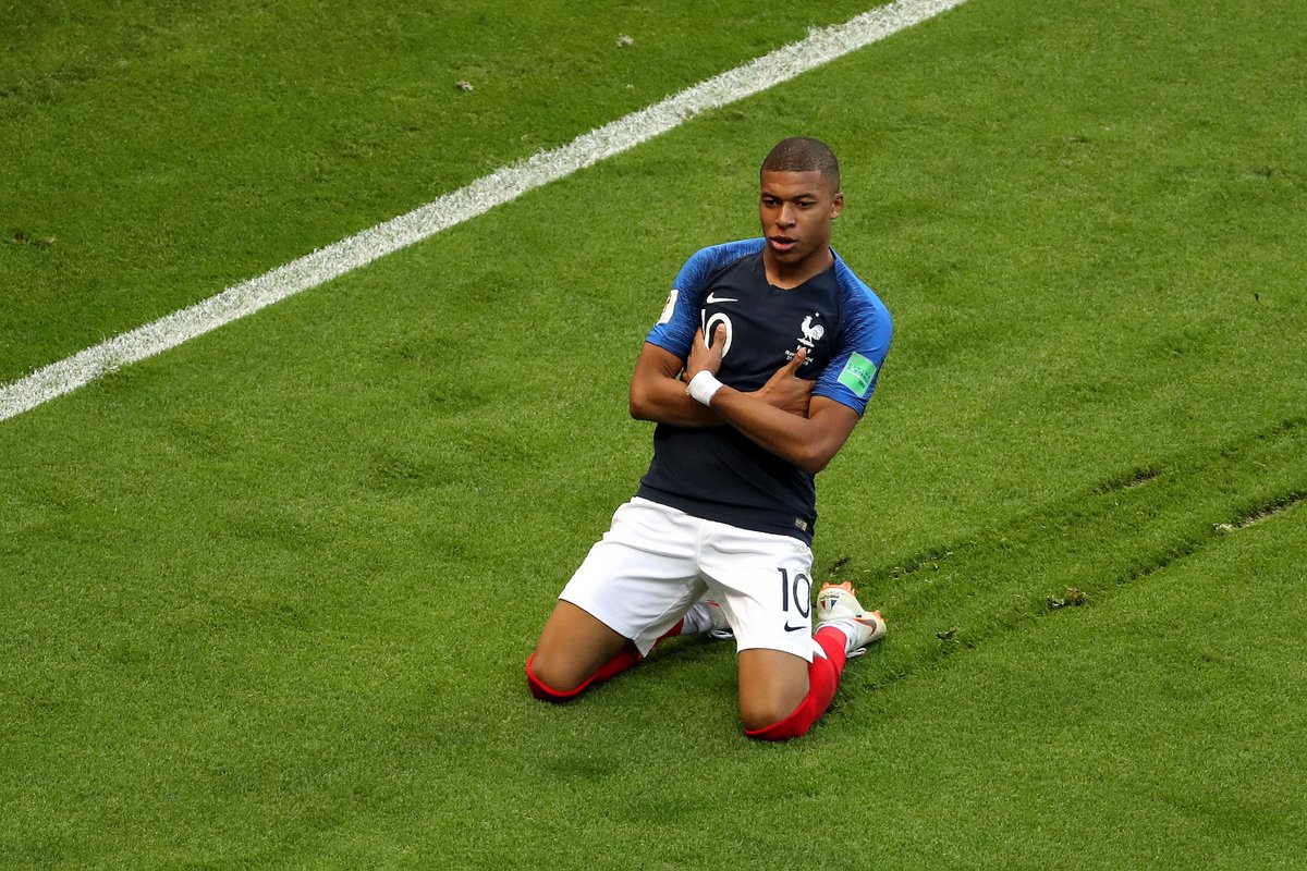 Mbappé revela que jogou a final da Copa do Mundo com lesão nas costas