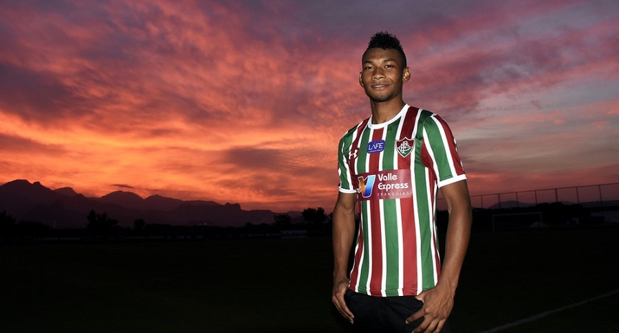 Fluminense anuncia a contratação do atacante equatoriano Bryan Cabezas