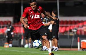 Com reforços, Diego Aguirre relaciona para jogos contra Grêmio e Cruzeiro